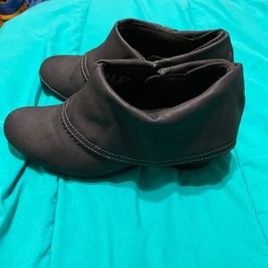 Women’s Dr. Scholl’s Zipper Wedge Booties